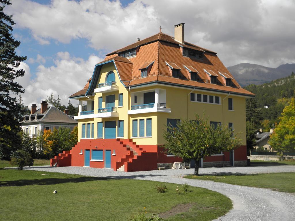 Gite Auberge Les Terres Blanches De Meolans Экстерьер фото