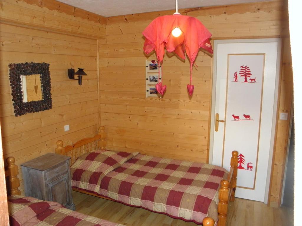 Gite Auberge Les Terres Blanches De Meolans Номер фото