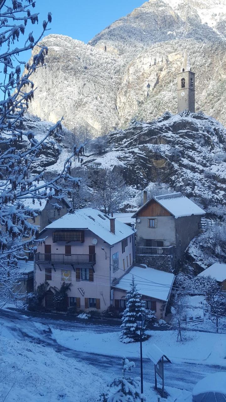 Gite Auberge Les Terres Blanches De Meolans Экстерьер фото